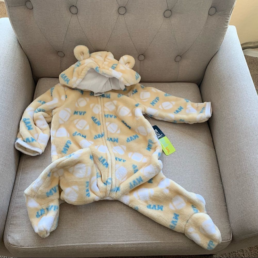 Boys Size 12 Months Not So Mystery Bundle - Picture 2 of 8